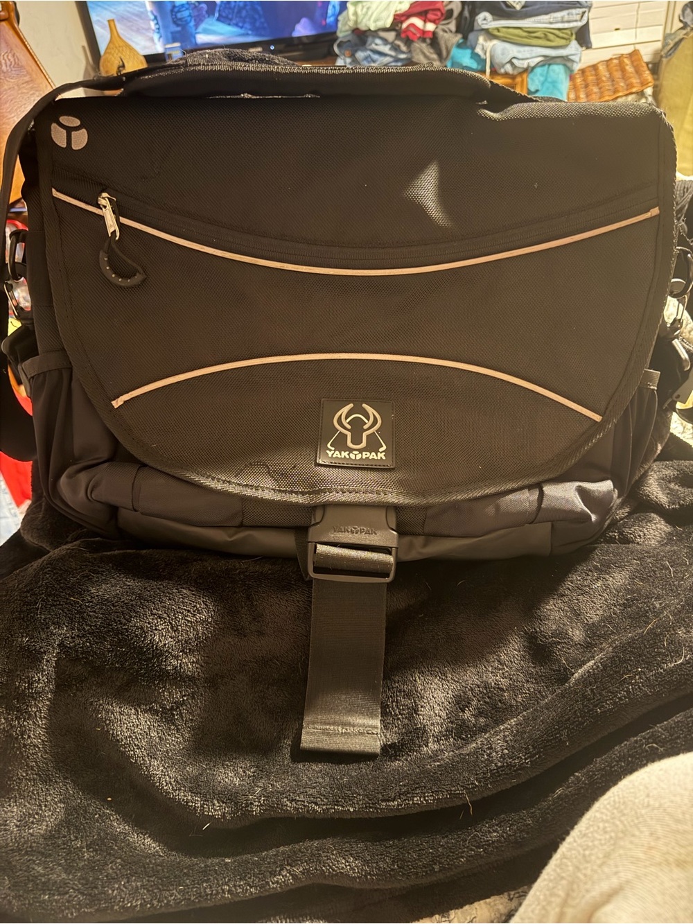 Vintage 90s Yak Pak Brooklyn NY Black Messenger Bag - Tech/DJ Style